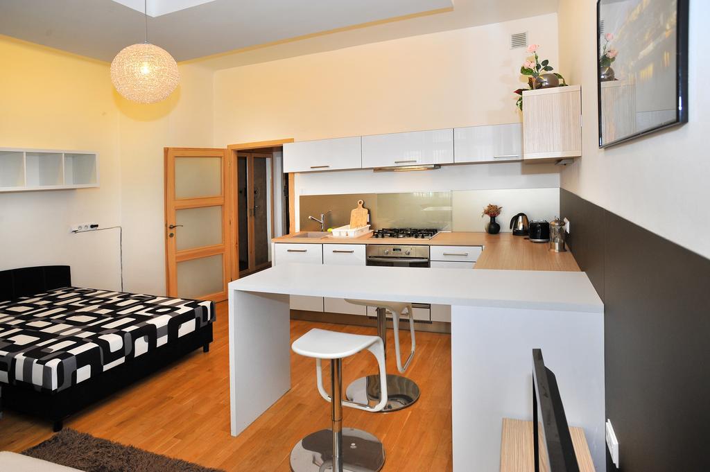 Apartment Near The Old Town Square Прага Номер фото
