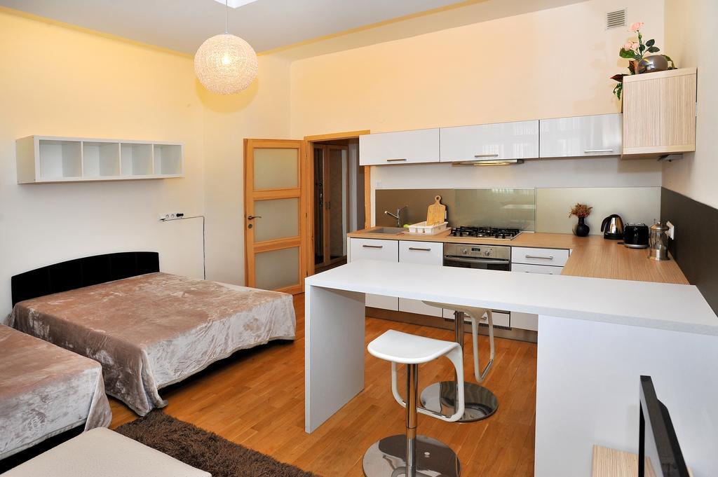 Apartment Near The Old Town Square Прага Номер фото