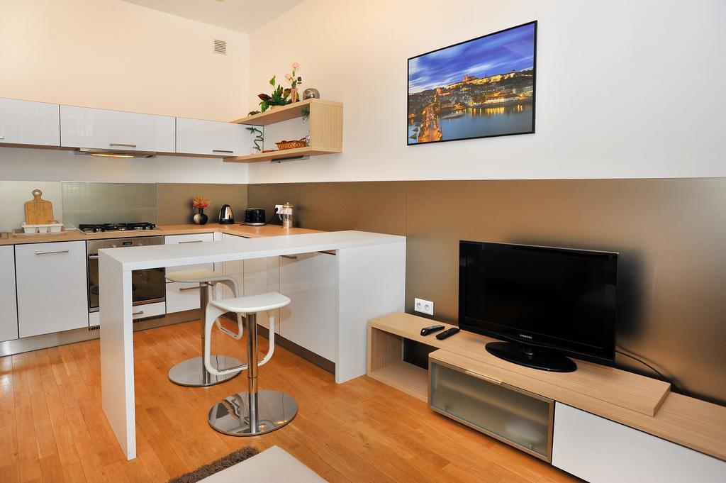 Apartment Near The Old Town Square Прага Номер фото